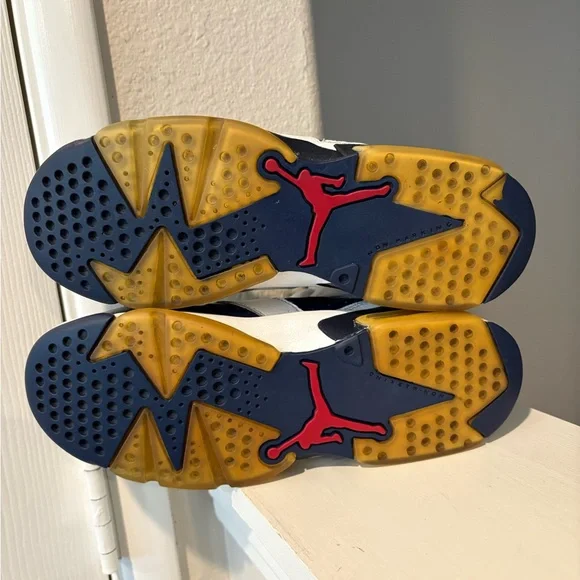 Nike Air Jordan VI 6 Retro 2012 Olympic White Navy Blue 384665-130 Size 5.5Y - Picture 8 of 9